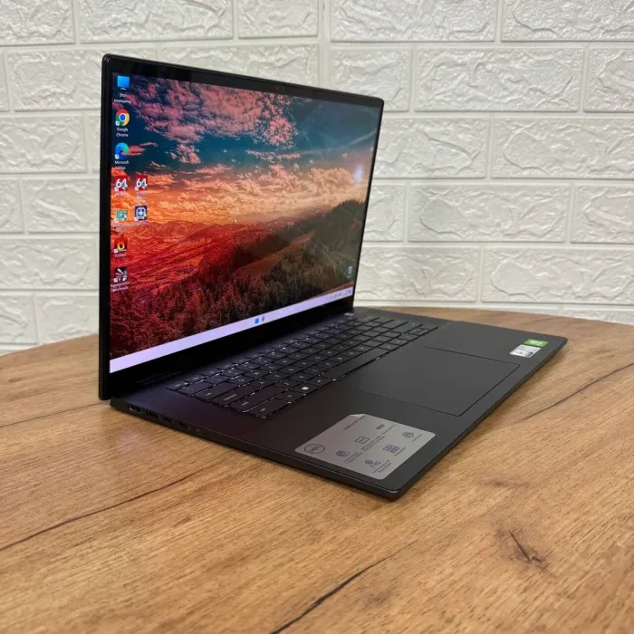 Ігровий ультрабук-трансформер Dell Inspiron 7620 / 16" (3840x2400) OLED Touch / Intel Core i7-1260P (12 (16) ядер по 3.4 - 4.7 GHz) / 16 GB DDR4 / 512 GB SSD NVMe / nVidia GeForce MX550, 2 GB GDDR6, 64-bit / WebCam б/в - зображення 4