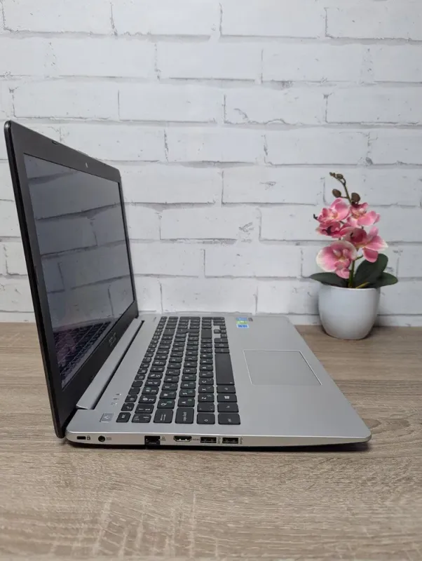 Ноутбук Б-клас Asus K551L / 15.6" (1366x768) TN / Intel Core i5-4200U (2 (4) ядра по 1.6 - 2.6 GHz) / 12 GB DDR3 / 128 GB SSD / nVidia GeForce GT 740M, 2 GB GDDR3, 64-bit / WebCam б/в - зображення 6