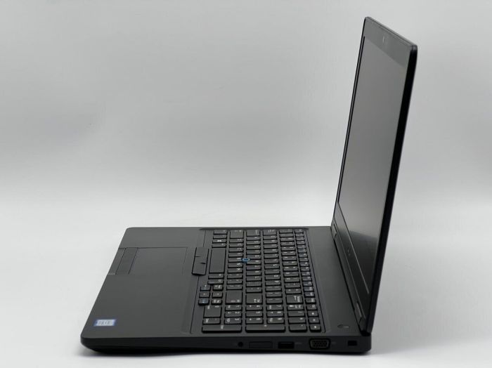Ноутбук Dell Precision 3530 / 15.6" (1920x1080) IPS / Intel Core i5-8400H (4 (8) ядра по 2.5 - 4.2 GHz) / 16 GB DDR4 / 240 GB SSD / Intel UHD Graphics 630 / WebCam б/в - зображення 4