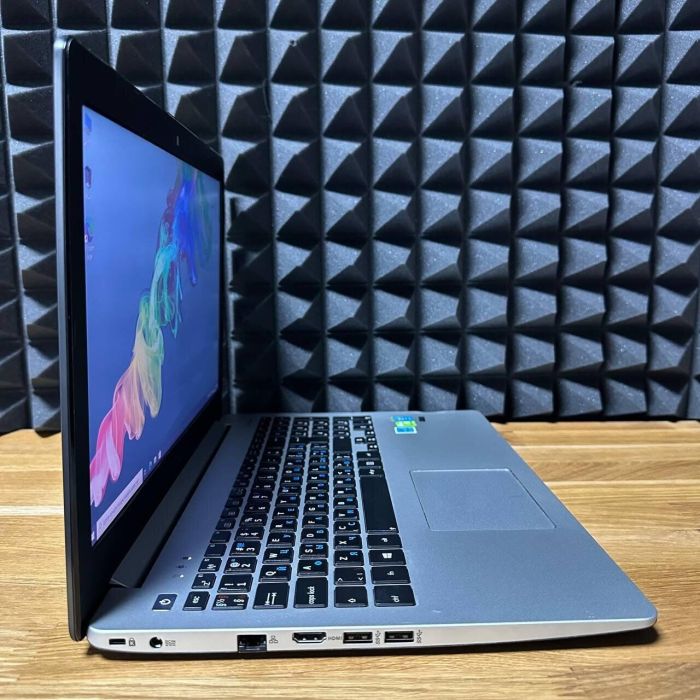 Ноутбук Б-клас Asus A551L / 15.6" (1366x768) TN / Intel Core i5-4200U (2 (4) ядра по 1.6 - 2.6 GHz) / 12 GB DDR3 / 128 GB SSD / nVidia GeForce 840M, 2 GB GDDR3, 64-bit / WebCam / DVD-ROM б/в - зображення 5