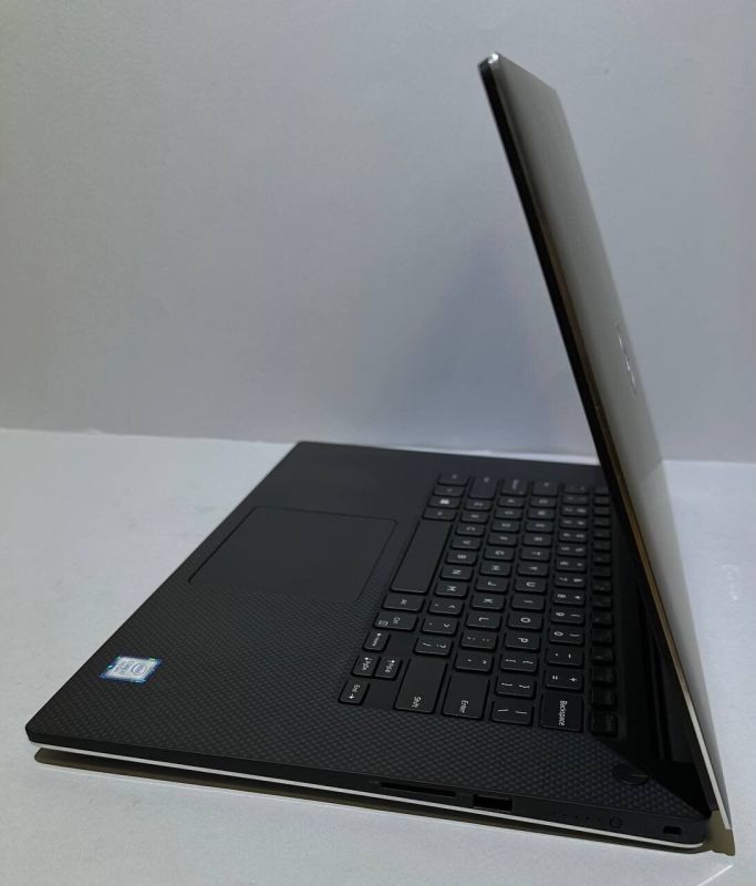 Мобільна робоча станція Б-клас Dell Precision 5540 / 15.6" (1920x1080) IPS / Intel Core i7-9850H (6 (12) ядер по 2.6 - 4.6 GHz) / 32 GB DDR4 / 256 GB SSD / nVidia Quadro T1000, 4 GB GDDR5, 128-bit / WebCam / Win 11 Pro б/в - зображення 5