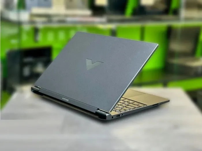 Ігровий ноутбук Б-клас HP Victus 15-fd2082wm / 15.6" (1920x1080) IPS / AMD Ryzen 5 8645HS (6 (12) ядер по 4.3 - 5.0 GHz) / 16 GB DDR5 / 512 GB SSD M.2 / nVidia GeForce RTX 4050, 6 GB GDDR6, 96-bit / WebCam / Win 11 Home б/в - зображення 5