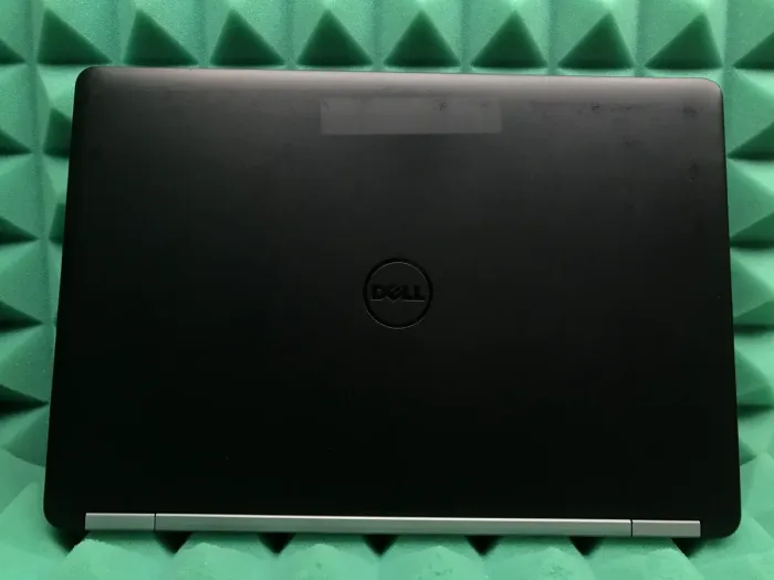 Ноутбук Б-клас Dell Latitude E5470 / 14" IPS / Core i5-6300HQ (4 ядра по 2.3-3.2GHz) / 8GB DDR4 / 180GB SSD / HD Graphics 530 / WebCam / HDMI / Win 10 б/в - зображення 5