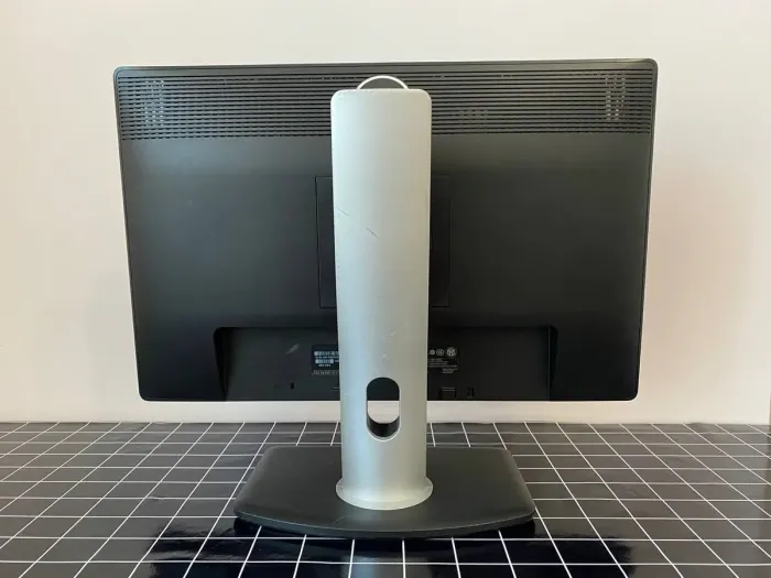 Монітор Широкоформатний Dell Professional P2213t / 22" (1680x1050) TN / DisplayPort, VGA, DVI, USB 2.0 / VESA 100x100 б/в - зображення 5