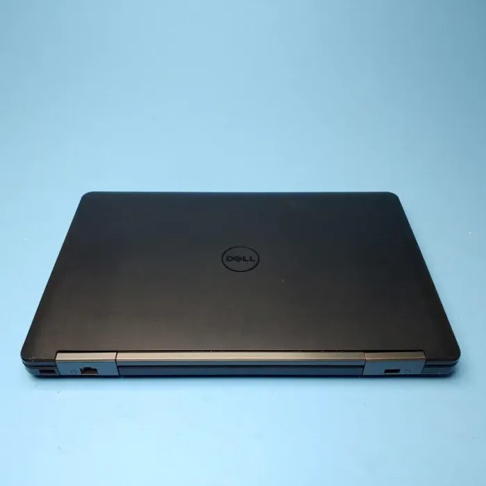 Ноутбук Dell Latitude E5540 / 15.6" (1366x768) TN / Intel Core i5-4200U (2 (4) ядра по 1.6 - 2.6 GHz) / 8 GB DDR3 / 480 GB SSD / Intel HD Graphics 4400 / WebCam / DVD-ROM / Win 10 Pro б/в - зображення 3