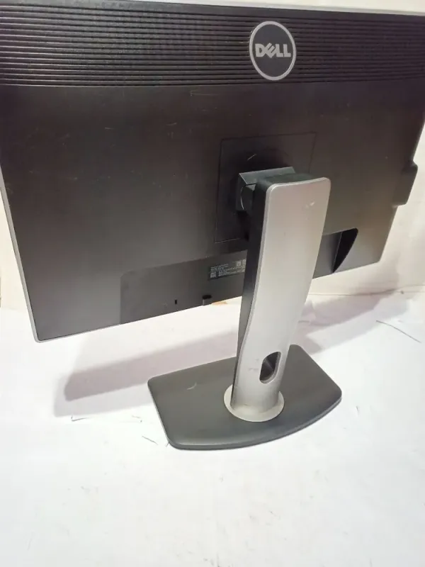 Монітор Dell UltraSharp U2412Mc / 24" (1920x1200) IPS / 1x DP, 1x DVI, 5x USB 2.0, 1x VGA / VESA 100x100 / Поворотний б/в - зображення 3