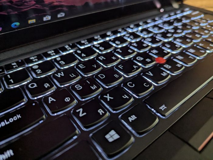 Мобільна робоча станція Lenovo ThinkPad P43s / 14" (1920x1080) IPS / Intel Core i7-8665U (4 (8) ядра по 1,9 - 4,8 ГГц) / 32 ГБ DDR4 / 1000 ГБ SSD / nVidia Quadro P520, 2 ГБ GDDR5, 64-біт / Веб-камера / HDMI / Windows 10 б/в - зображення 6