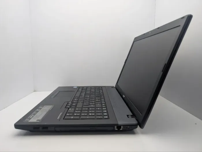 Ноутбук Acer TravelMate 7750 / 17.3" (1600x900) TN / Intel Core i3-2350M (2 (4) ядра по 2.3 GHz) / 6 GB DDR3 / 250 GB HDD / Intel HD Graphics 3000 / WebCam / DVD-ROM б/в - зображення 5