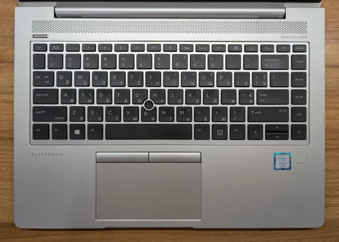 Ультрабук HP EliteBook 840 G5 / 14" (1920x1080) IPS / Intel Core i5-7200U (2 (4) ядра по 2.5 - 3.1 GHz) / 16 GB DDR4 / 512 GB SSD / Intel UHD Graphics 620 / WebCam / Fingerprint / Windows 10 б/в - зображення 3