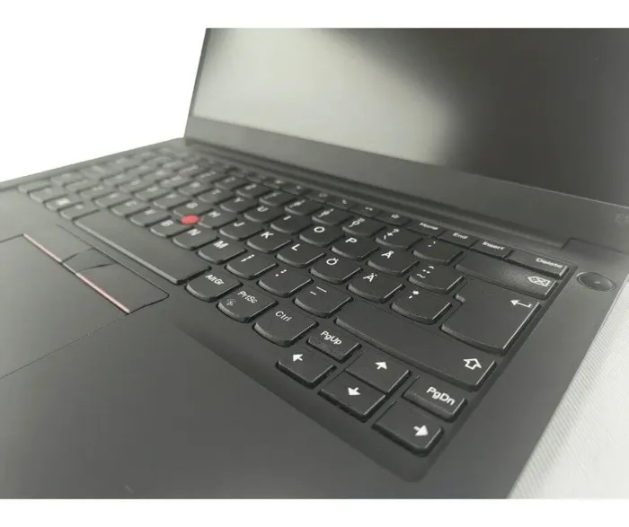Ноутбук Lenovo ThinkPad E14 Gen2 / 14" (1920x1080) IPS / Intel Core i5-1135G7 (4 (8) ядра по 4.2 GHz) / 16 GB DDR4 / 240 GB SSD / Intel Iris Xe Graphics / WebCam б/в - зображення 3
