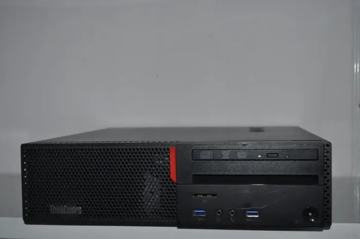 Комп'ютер Lenovo ThinkCentre M700 SFF / Intel Core i5-6400 (4 ядра по 2.7 - 3.3 GHz) / 16 GB DDR4 / 240 GB SSD / Intel HD Graphics 530 / DVD-ROM / Windows 11 Pro б/в - зображення 4