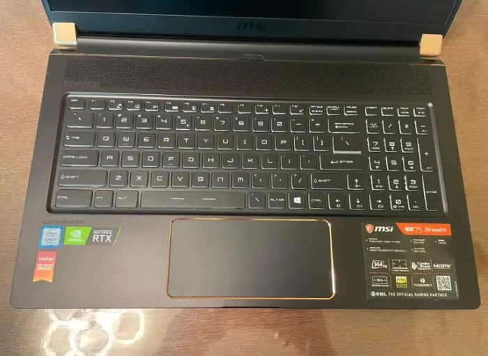 Ігровий ноутбук MSI GS75 Stealth 9SG / 17.3" (1920x1080) IPS / Intel Core i7-9750H (6 (12) ядра по 2.6 - 4.5 GHz) / 32 GB DDR4 / 1000 GB SSD / nVidia GeForce RTX 2080, 8 GB GDDR6, 256-bit / WebCam б/в - зображення 5