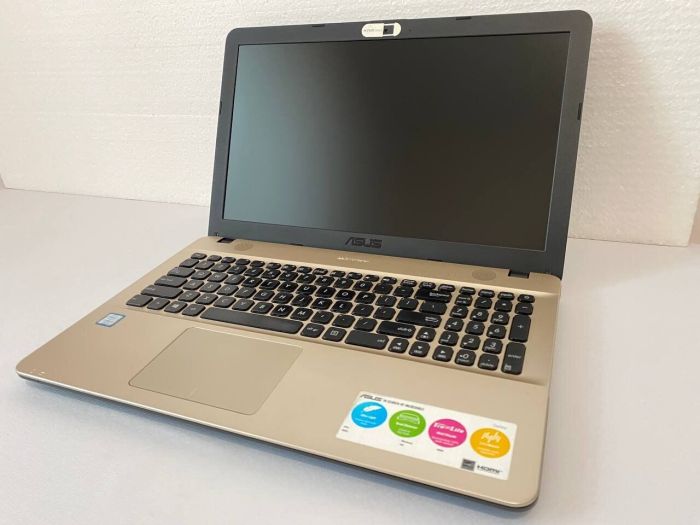 Ноутбук Б-клас Asus R541U / 15.6" (1920x1080) TN / Intel Core i3-7100U (2 (4) ядра по 2.4 GHz) / 8 GB DDR4 / 128 GB SSD / Intel HD Graphics 620 / WebCam / DVD-ROM б/в - зображення 3