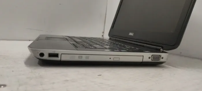 Ноутбук Б-клас Dell Latitude E5430 / 14" (1366x768) TN / Intel Core i7-3540M (2 (4) ядра по 3.0 - 3.7 GHz) / 8 GB DDR3 / 120 GB SSD / Intel HD Graphics 4000 / WebCam б/в - зображення 6