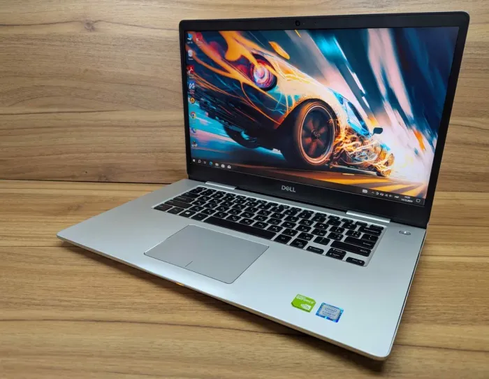 Ноутбук Dell Inspiron 7580 / 15.6" (1920x1080) IPS / Intel Core i7-8565U (4 (8) ядра по 1.8 - 4.6 GHz) / 16 GB DDR4 / 512 GB SSD / nVidia GeForce MX150, 2 GB GDDR5, 64-bit / WebCam / Windows 10 б/в - зображення 5