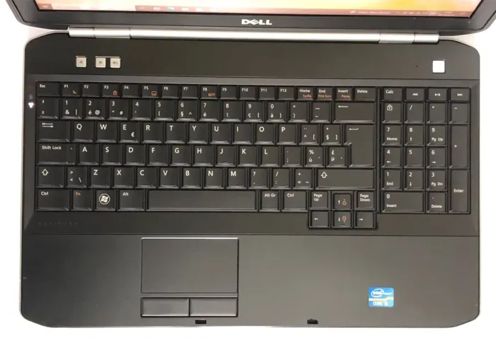 Ноутбук Dell Latitude E5520 / 15.6" (1920x1080) TN / Intel Core i5-2520M (2 (4) ядра по 2.5 - 3.2 GHz) / 8 GB DDR3 / 500 GB HDD / Intel HD Graphics 3000 / WebCam / DVD-ROM б/в - зображення 8