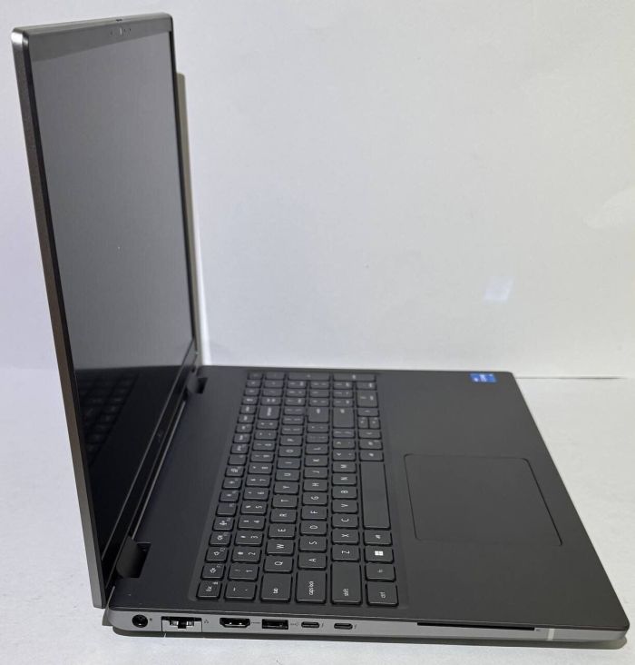 Ноутбук Dell Precision 7670 / 16" (1920x1200) IPS / Intel Core i5-12600HX (12 (16) ядер по 2.5 - 4.6 GHz) / 16 GB DDR5 / 512 GB SSD / Intel UHD Graphics / WebCam б/в - зображення 6