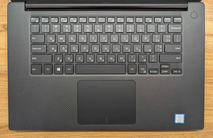 Ігровий ноутбук Dell XPS 15 7590 / 15.6" (3840x2160) IPS / Intel Core i7-9750H (6 (12) ядер по 2.6 - 4.5 GHz) / 32 GB DDR4 / 500 GB SSD / nVidia GeForce GTX 1650, 4 GB GDDR6, 128-bit / WebCam / Windows 10 б/в - зображення 3