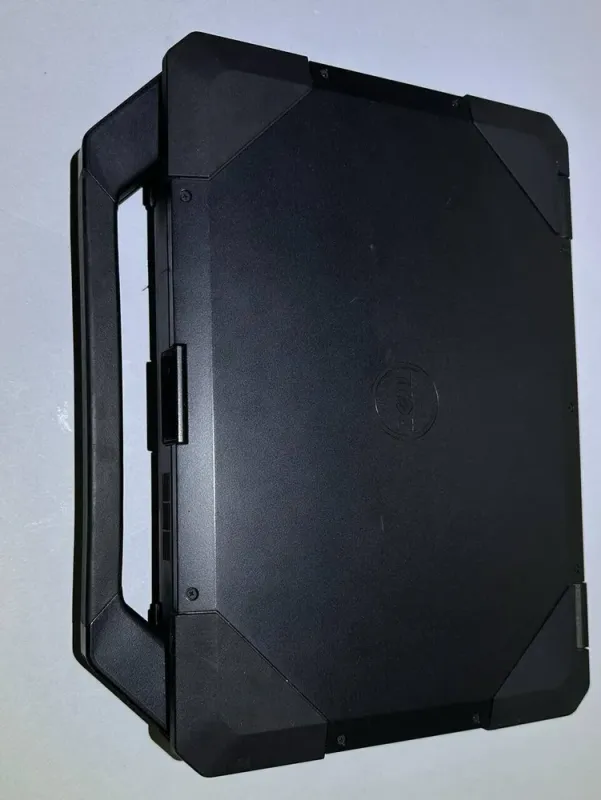 Захищений ноутбук Dell Latitude 5414 Rugged / 14" (1920x1080) IPS Touch / Intel Core i5-6300U (2 (4) ядра по 2.4 - 3.0 GHz) / 8 GB DDR4 / 256 GB SSD / Intel HD Graphics 520 / WebCam б/в - зображення 5