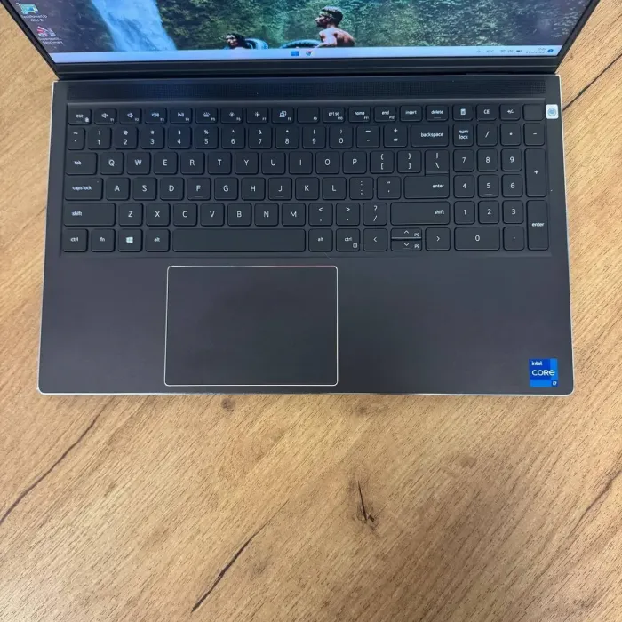 Ігровий ультрабук Б-клас Dell Vostro 15 7510 / 15.6" (1920x1080) IPS / Intel Core i7-11800H (8 (16) ядер по 2.3 - 4.6 GHz) / 16 GB DDR4 / 512 GB SSD / nVidia GeForce RTX 3050, 4 GB GDDR6, 128-bit / WebCam б/в - зображення 7