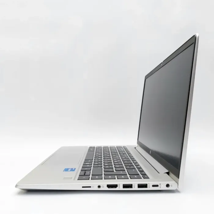Ультрабук HP ProBook 440 G8 / 14" (1920x1080) IPS / Intel Core i5-1135G7 (4 (8) ядра по 2.4 - 4.2 GHz) / 16 GB DDR4 / 256 GB SSD / Intel Iris Xe Graphics / WebCam / USB 3.1 / HDMI б/в - зображення 5