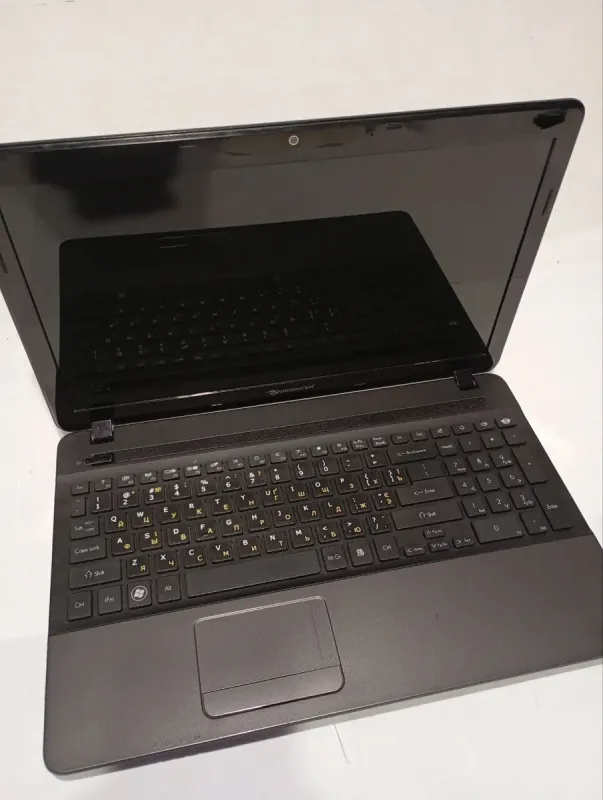 Ноутбук Б-клас Packard Bell EasyNote P5WS0 / 15,6" (1366x768) TN / Intel Pentium B960 (2 ядра по 2,2 ГГц) / 8 ГБ DDR3 / 320 ГБ HDD / nVidia GeForce 610M, 1 ГБ DDR3, 64-біт / Веб-камера / DVD-RW / АКБ не тримає заряд б/в - зображення 3