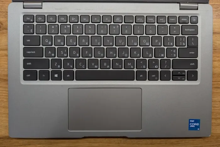 Ультрабук Dell Latitude 5420 / 14" (1920x1080) IPS / Intel Core i5-1145G7 (4 (8) ядра по 2.6 - 4.4 GHz) / 16 GB DDR4 / 512 GB SSD / Intel Iris Xe Graphics / WebCam / Windows 10 б/в - зображення 3