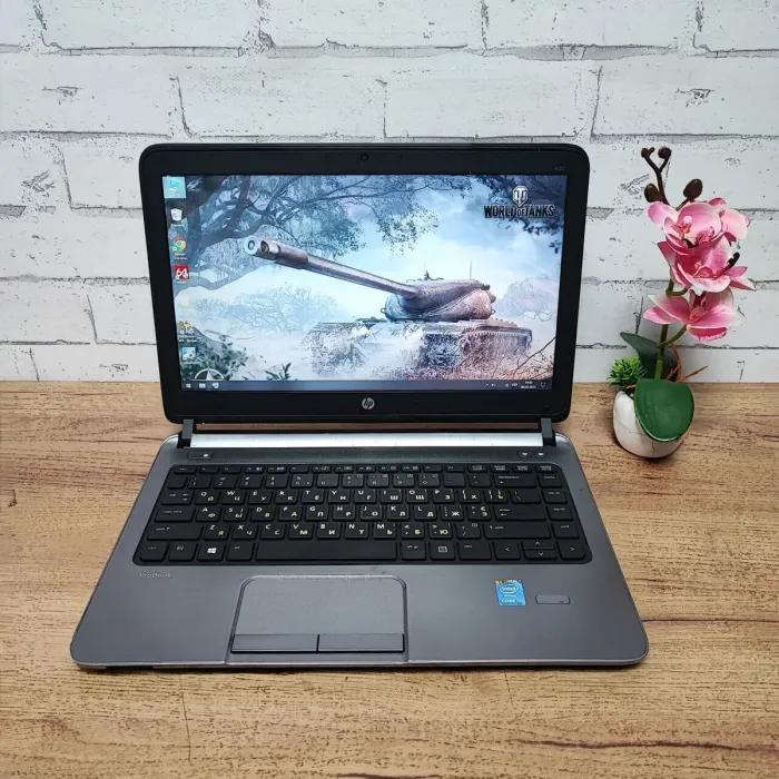 Ноутбук Б-клас HP ProBook 430 G1 / 14" (1366x768) TN / Intel Core i3-4005U (2 (4) ядра по 1.7 GHz) / 8 GB DDR3 / 256 GB SSD / Intel HD Graphics 4400 / WebCam б/в - зображення 2