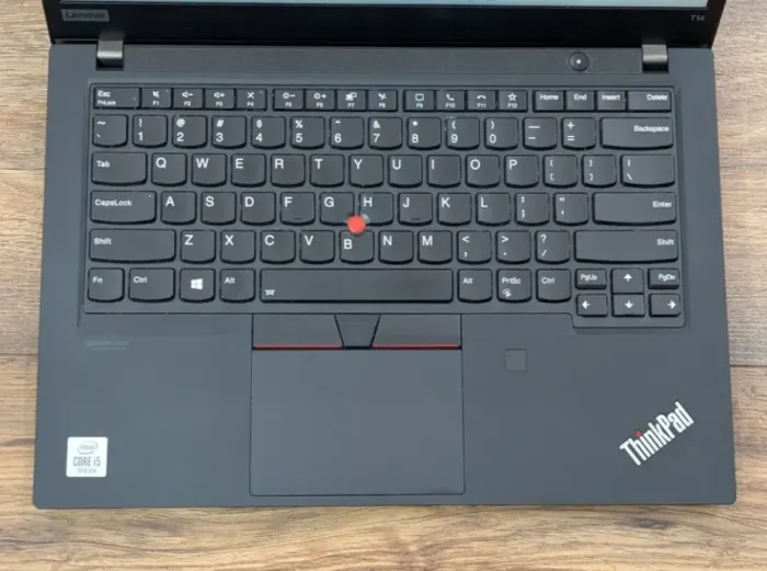 Ультрабук Lenovo ThinkPad T14 / 14" (1366x768) TN / Intel Core i5-10210U (4 (8) ядра по 1.6 - 4.2 GHz) / 8 GB DDR4 / 128 GB SSD / Intel UHD Graphics / WebCam б/в - зображення 3