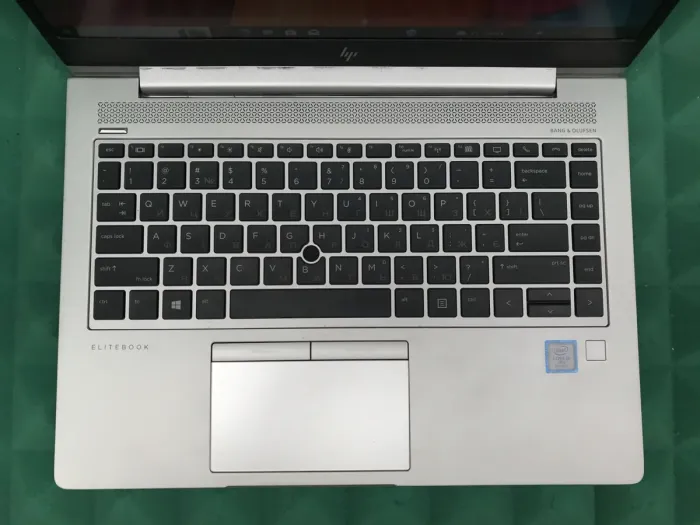 Ультрабук Б-клас HP EliteBook 840 G5 / 14" IPS / Intel Core i5-8350U (4(8) ядра по 1.7-3.6 GHz) / 16GB DDR4 / 256GB SSD M.2 / UHD Graphics 620 / USB 3.1 / HDMI б/в - зображення 4