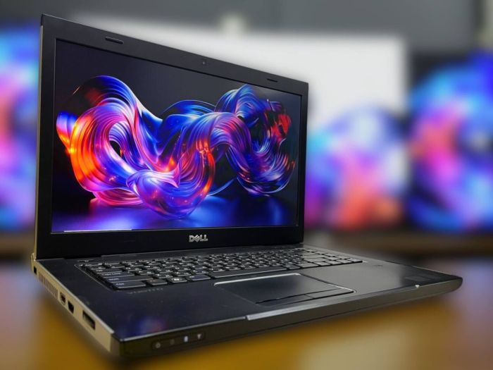 Ноутбук Dell Vostro 3550 / 15.6" (1366x768) TN / Intel Core i5-2520M (2 (4) ядра по 2.5 - 3.2 GHz) / 8 GB DDR3 / 500 GB HDD / AMD Radeon HD 6600M, 1 GB DDR3, 128-bit / WebCam / Акб не працює б/в - зображення 6