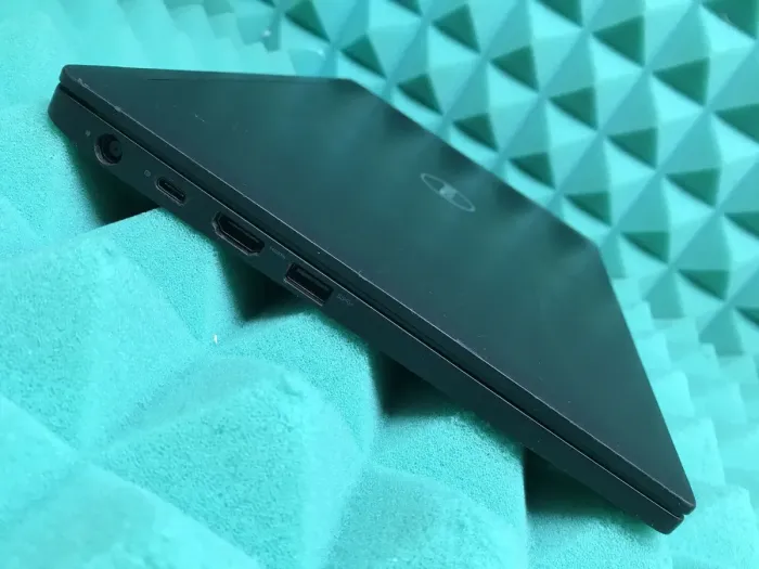 Нетбук Dell Latitude 7280 / 12.5" (1366x768) TN / Intel Core i5-6300U (2 (4) ядра по 2.4 - 3.0 GHz) / 8 GB DDR4 / 250 GB SSD / Intel HD Graphics 520 / WebCam / HDMI / Windows 10 б/в - зображення 8