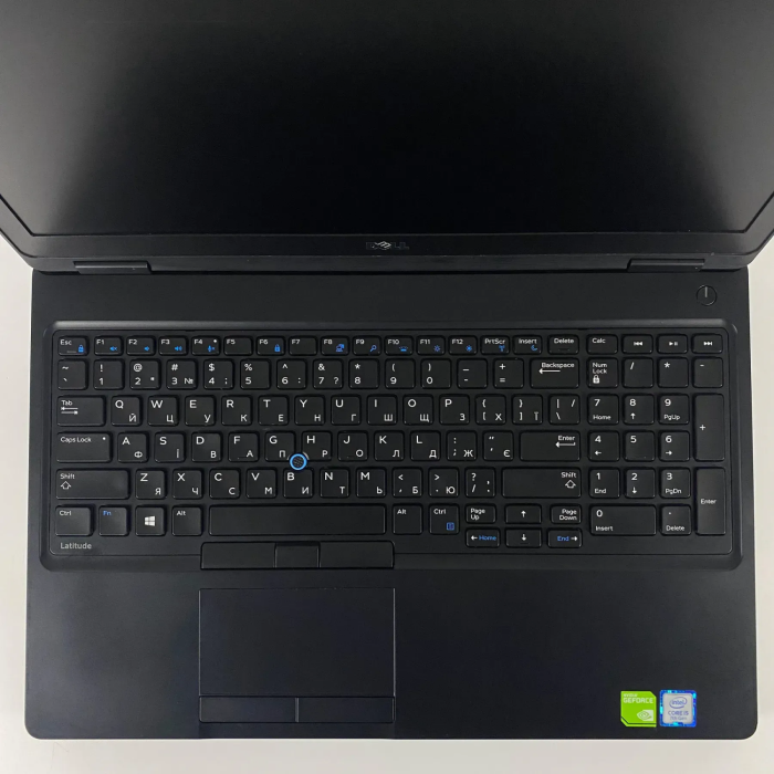 Ноутбук Б-клас Dell Latitude 5580 / 15.6" (1920x1080) IPS / Intel Core i5-7440HQ (4 ядра по 2.8 - 3.8 GHz) / 16 GB DDR4 / 240 GB SSD / nVidia GeForce 940MX, 2 GB GDDR5, 64-bit / WebCam б/в - зображення 3