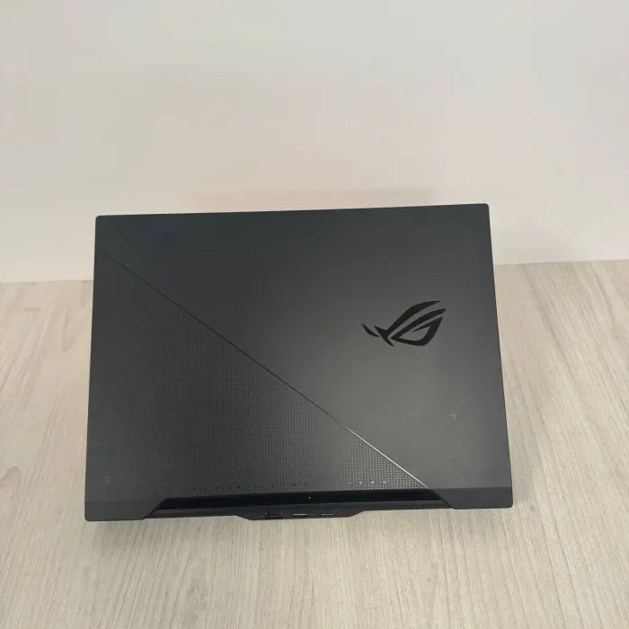Ігровий ноутбук Asus ROG Zephyrus Duo 15Se GX551QS / 15,6” (3840×2160) IPS / AMD Ryzen 9 5900HX (8 (16) ядер по 3,3 - 4,6 ГГц) / 32 ГБ DDR4 / 1000 ГБ SSD / nVidia GeForce RTX 3080, 16 ГБ GDDR6, 256-біт б/в - зображення 7
