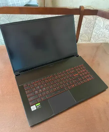 Ігровий ноутбук MSI GF75 Thin 10SC / 17.3" (1920x1080) IPS / Intel Core i5-10300H (4 (8) ядра по 2.5 - 4.5 GHz) / 16 GB DDR4 / 512 GB SSD / nVidia GeForce GTX 1650 Ti, 4 GB GDDR6, 128-bit / WebCam б/в - зображення 2