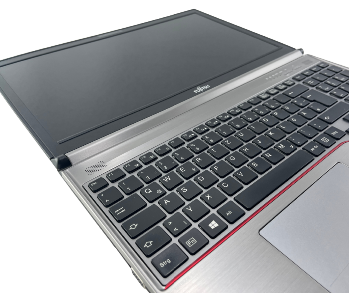 Ноутбук Fujitsu LifeBook E756 / 15.6'' (1920x1080) IPS / Intel Core i7-6500U (2 (4) ядра по 2.5 - 3.1 GHz) / 16 GB DDR4 / 240 GB SSD / Intel HD Graphics 520 б/в - зображення 3