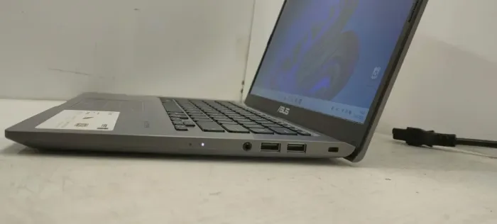 Ноутбук Asus R465J / 14" (1920x1080) TN / Intel Core i3-1005G1 (2 (4) ядра по 1.2 - 3.4 GHz) / 8 GB DDR4 / 512 GB SSD / Intel UHD Graphics / WebCam / АКБ NEW б/в - зображення 5