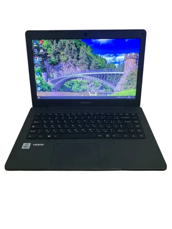 Ноутбук Medion Akoya E14409 (SF40IL6) / 14" (1366x768) TN / Intel Core i3-1005G1 (2 (4) ядра по 1.2 - 3.4 GHz) / 8 GB DDR4 / 256 GB SSD M.2 / Intel UHD Graphics / WebCam / Win 10 Home б/в - зображення 2
