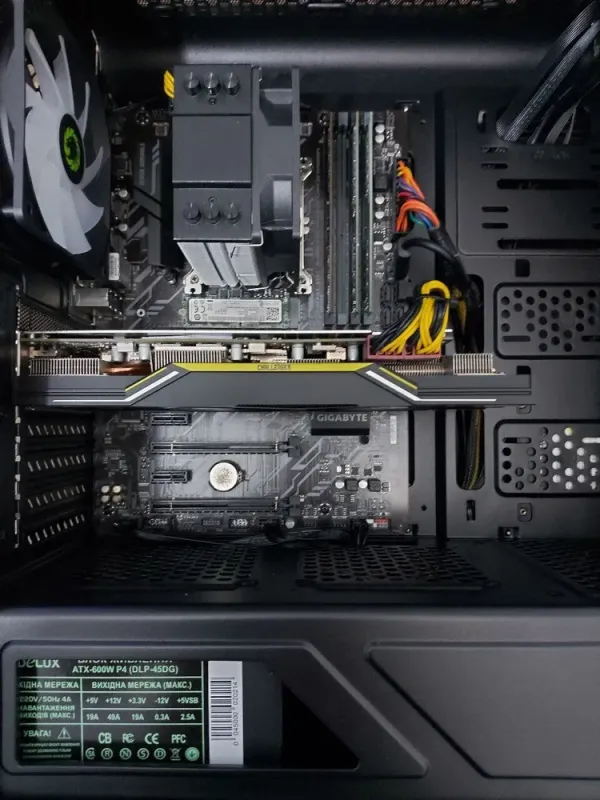 Ігровий ПК GameMax MoonLight MFG G511 Tower / Intel Core i5-8500 (6 ядер по 3.0 - 4.1 GHz) / 32 GB DDR4 / 256 GB SSD M.2 + 1000 GB HDD / AMD Radeon RX 5700 XT, 8 GB GDDR6, 256-bit / 600W б/в - зображення 6