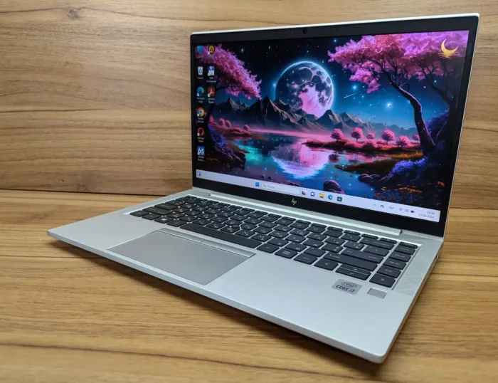 Ультрабук HP EliteBook 840 G7 / 14" (1920x1080) IPS / Intel Core i7-10610U (4 (8) ядра по 1.8 - 4.9 GHz) / 16 GB DDR4 / 512 GB SSD / Intel UHD Graphics / WebCam / TouchID / Windows 10 б/в - зображення 5