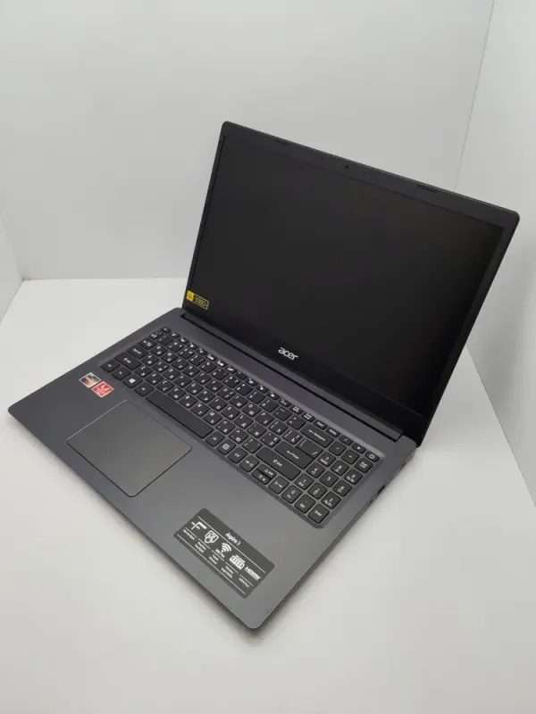 Ноутбук Acer Aspire A315 / 15.6" (1920x1080) TN / AMD Ryzen 5 3500u (4 (8) ядра по 2.1 - 3.7 GHz) / 12 GB DDR4 / 500 GB SSD / AMD Radeon 625, 2 GB GDDR3, 64-bit / WebCam б/в - зображення 4