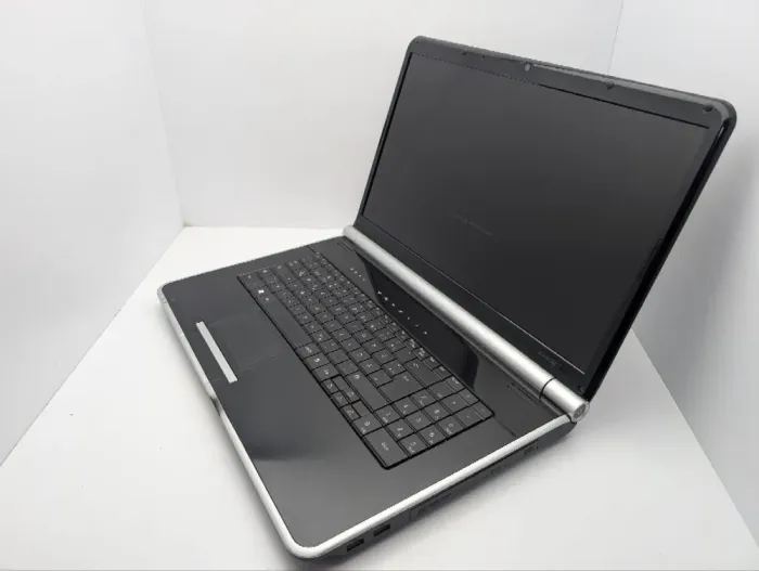 Ноутбук Packard Bell LJ65 / 17.3" (1600x900) TN / Intel Core 2 Duo P8600 (2 ядра по 2.4 GHz) / 6 GB DDR3 / 320 GB HDD / nVidia GeForce GT 130M, 1 GB GDDR3, 128-bit / WebCam / DVD-ROM б/в - зображення 7