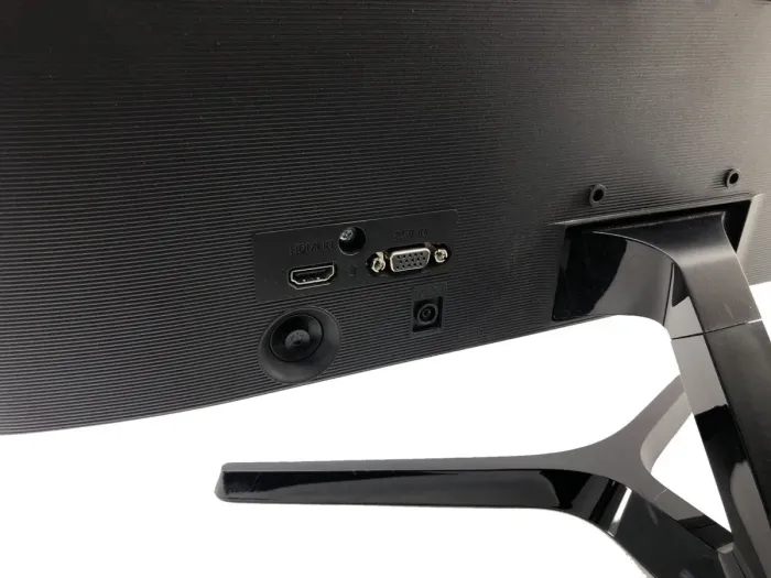 Монітор Samsung S24F356FHU / 24" (1920x1080) IPS / VGA, HDMI б/в - зображення 4