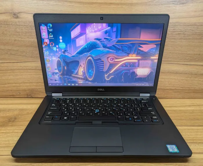 Ультрабук Dell Latitude 5480 / 14" (1366x768) TN / Intel Core i5-6440HQ (4 ядра по 2.6 - 3.5 GHz) / 8 GB DDR4 / 240 GB SSD / Intel HD Graphics 530 / WebCam / Windows 10 б/в - зображення 2