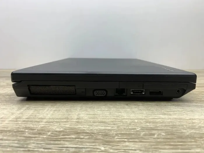 Ноутбук Б-клас Lenovo ThinkPad L420 / 14" (1366x768) TN / Intel Core i5-2430M (2 (4) ядра по 2.4 - 3.0 GHz) / 8 GB DDR3 / 240 GB SSD / Intel HD Graphics 3000 / WebCam б/в - зображення 4