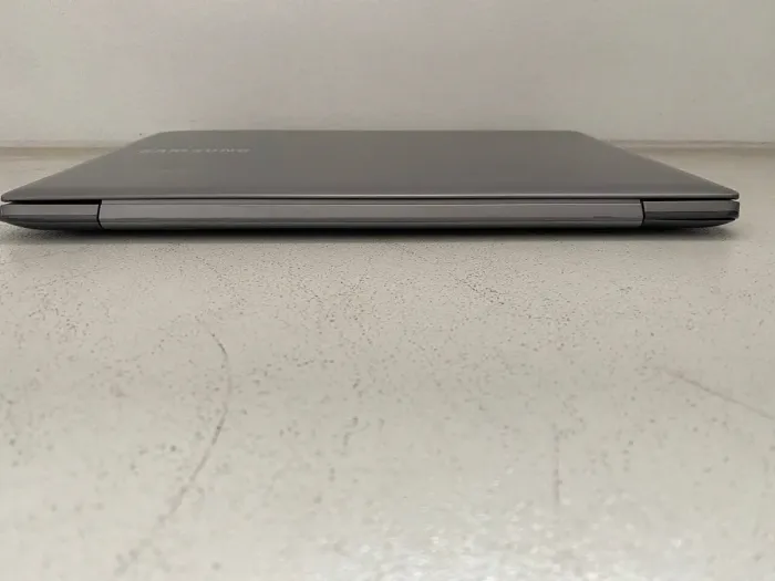 Ноутбук Б-клас Samsung NP740U3E / 13.3" (1920x1080) TN Touch / Intel Core i5-3337U (2 (4) ядра по 1.8 - 2.7 GHz) / 8 GB DDR3 / 128 GB SSD / Intel HD Graphics 4000 / WebCam / HDMI б/в - зображення 6