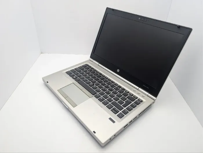 Ноутбук HP EliteBook 8470p / 14" (1366x768) TN / Intel Core i5-3320M (2 (4) ядра по 2.6 - 3.3 GHz) / 8 GB DDR3 / 640 GB HDD / Intel HD Graphics 4000 / WebCam / DVD-ROM б/в - зображення 7