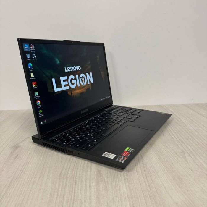 Ігровий ноутбук Б-класу Lenovo Legion 5 15ARH05H / 15,6" (1920x1080) IPS / AMD Ryzen 7 4800H (8 (16) ядер по 2,9 - 4,2 ГГц) / 16 ГБ DDR4 / 512 ГБ SSD NVMe / nVidia GeForce RTX 2060, 6 ГБ GDDR6, 192-біт / Веб-камера б/в - зображення 4
