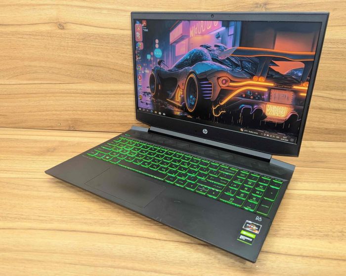 Ігровий ноутбук HP Pavilion Gaming 15-ec0095nr / 15.6" (1920x1080) IPS / AMD Ryzen 7 3750H (4 (8) ядер по 2.3 - 4.0 GHz) / 16 GB DDR4 / 512 GB SSD + 1000 GB HDD / nVidia GeForce GTX 1650, 4 GB GDDR6, 128-bit / WebCam / HDMI / Windows 10 б/в - зображення 5