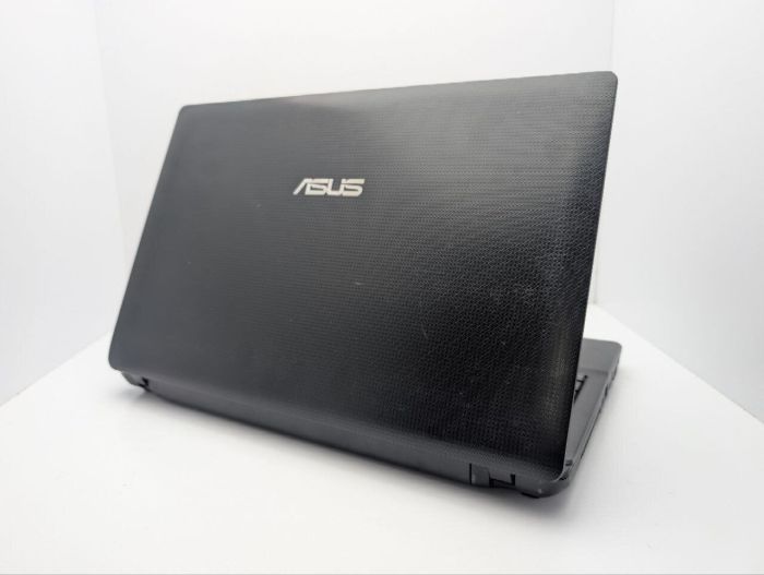Ноутбук Asus X54C / 15.6" (1366x768) TN / Intel Pentium B960 (2 ядра по 2.2 GHz) / 8 GB DDR3 / 500 GB HDD / Intel HD Graphics / WebCam / DVD-ROM б/в - зображення 8